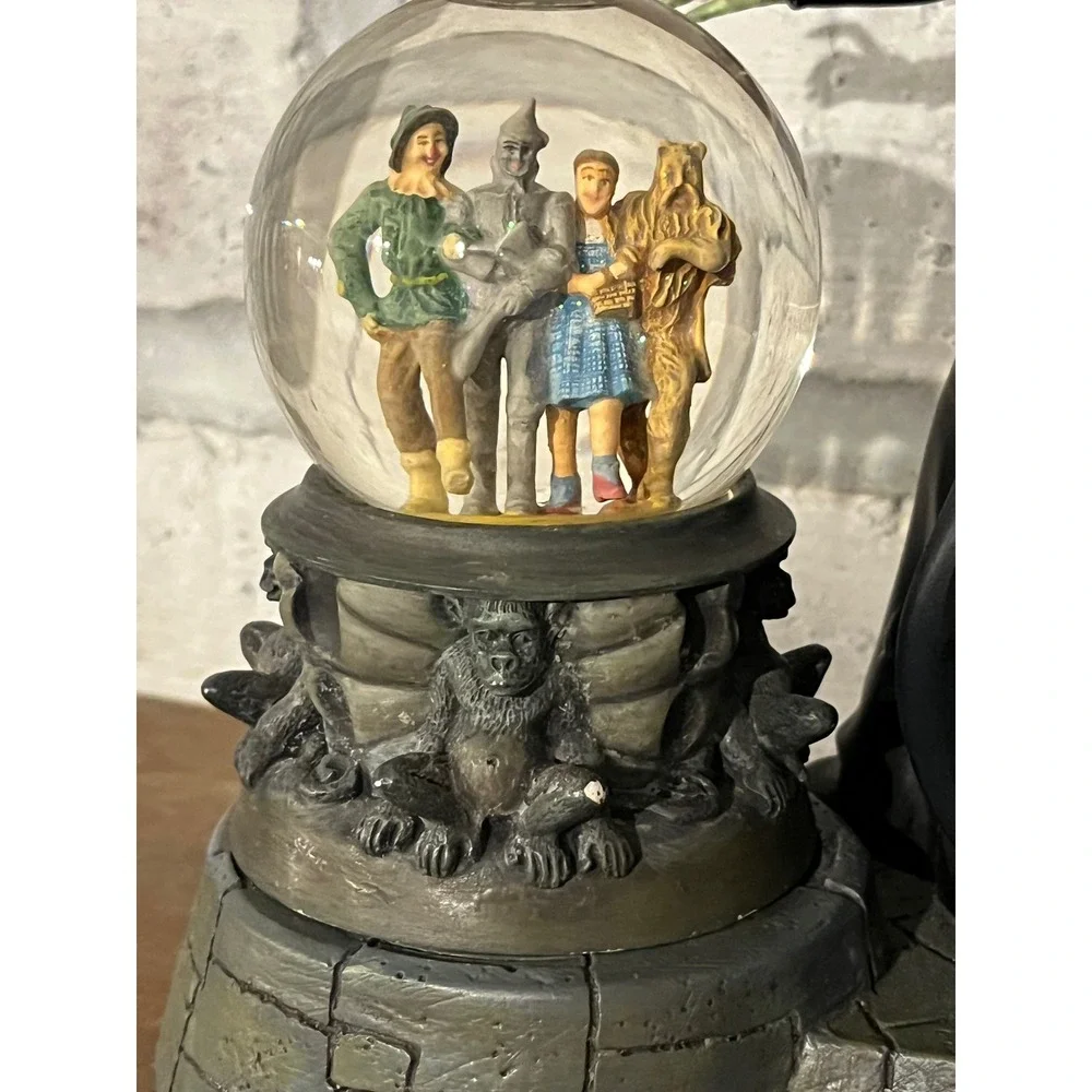 The Wicked Witch of‎ the West and Her Magic Black Ball Figurine Wizard Of Oz - Picture 2 of 12